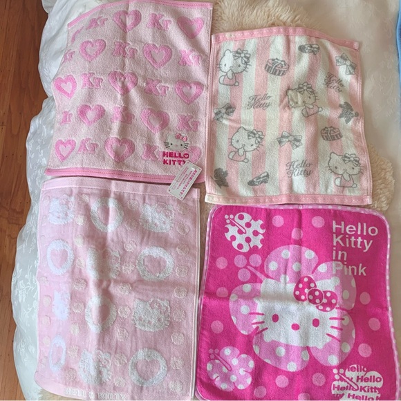 MOVING SALE❗️Taiwan Hello Kitty hand/face towels - Picture 3 of 4